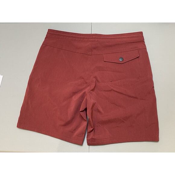 Even‎ Tide Men's Drawstring Kai Hybrid Short in Red Size 33/7 NWOT - Picture 2 of 8